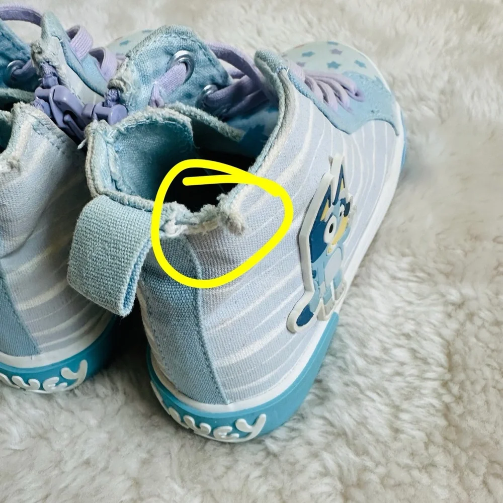 Bluey Girl High Top Sneakers - Picture 7 of 15